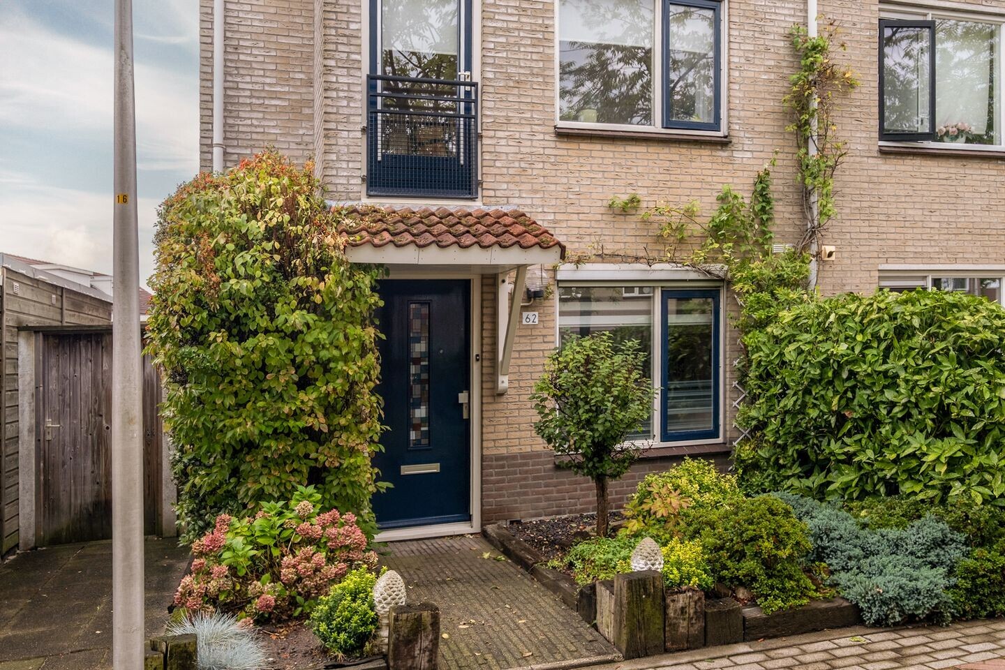 Twee-onder-één-kap te koop: Gerard Terborghstraat 62, Enschede