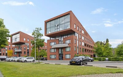 S.L. Louwesstraat 86