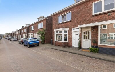Esdoornstraat 43