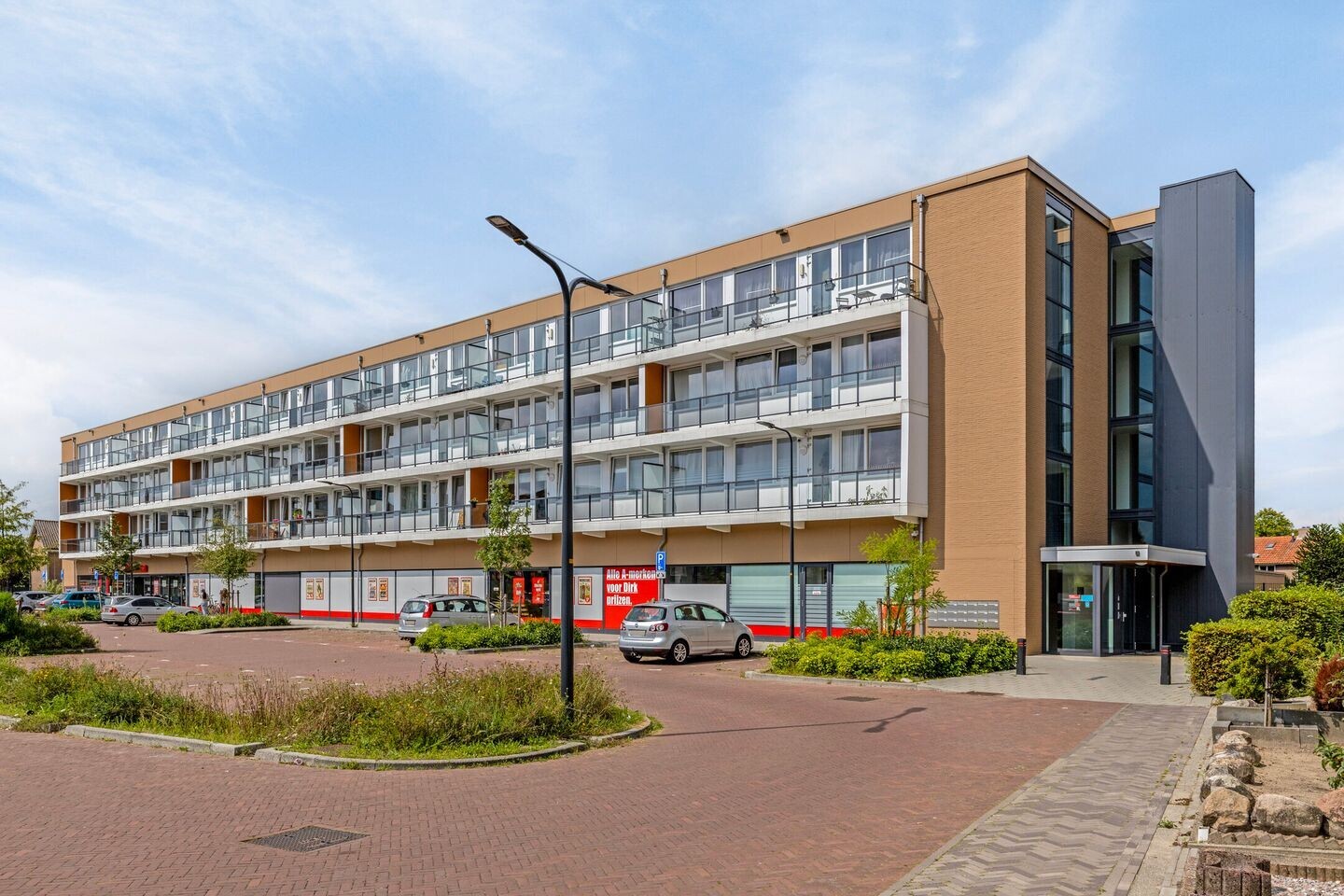 Appartement te koop: Oogstplein 42, Enschede