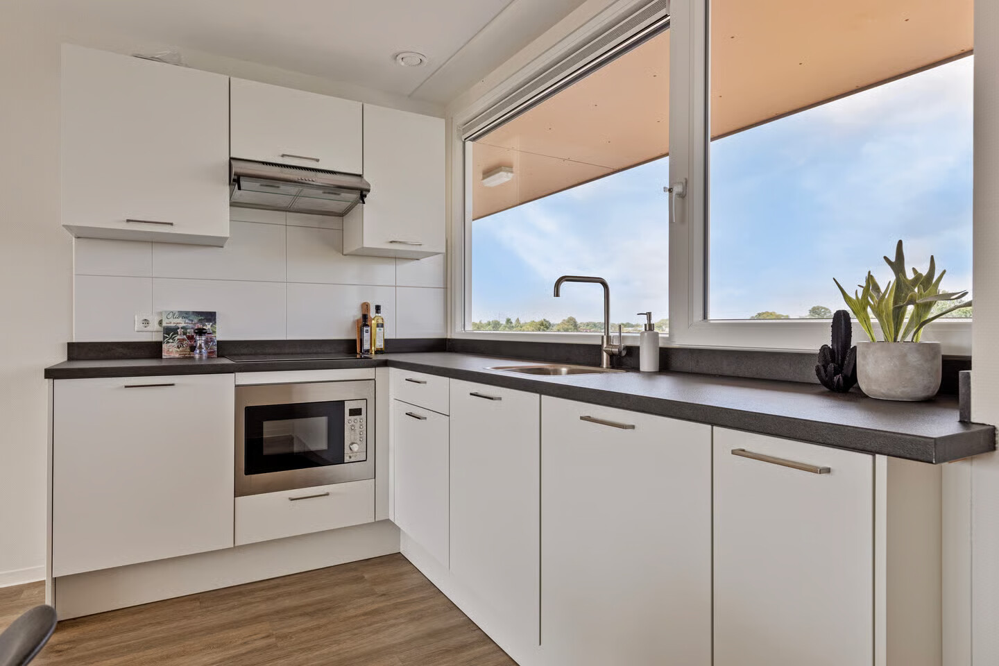 Appartement te koop: Oogstplein 42, Enschede