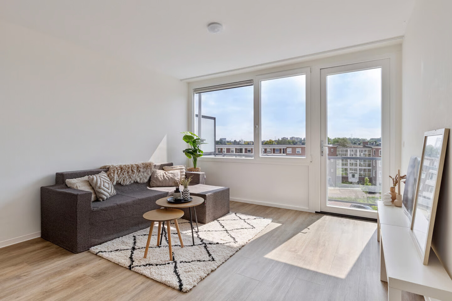 Appartement te koop: Oogstplein 42, Enschede