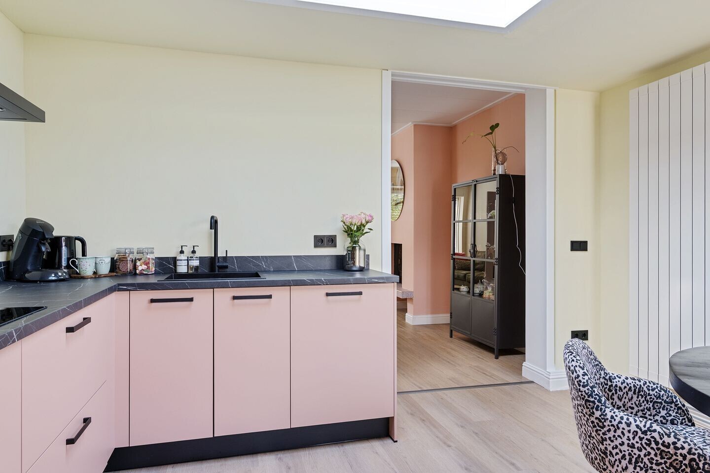 Twee-onder-één-kap te koop: Lindestraat 38, Enschede