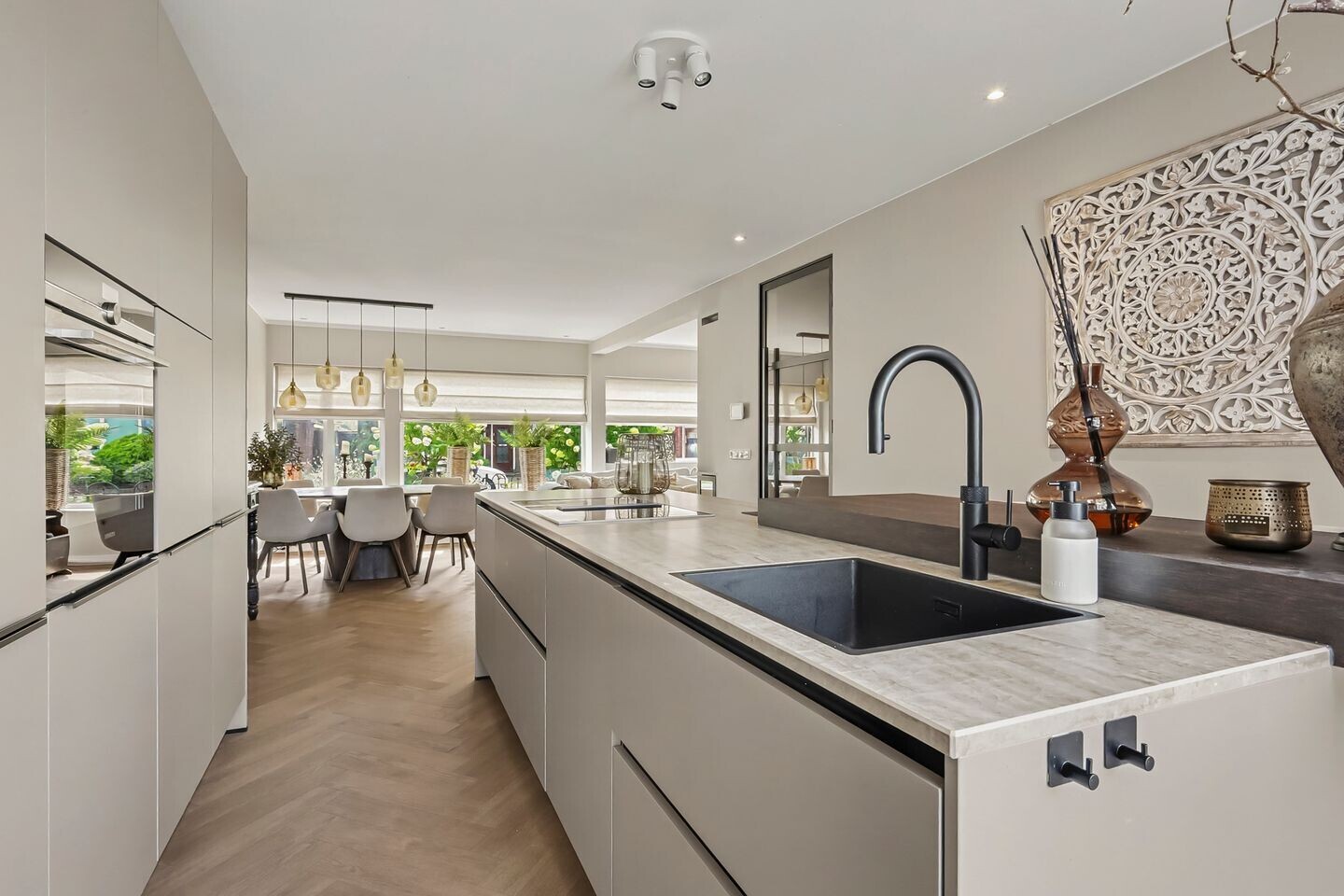 Hoekwoning te koop: Lindestraat 82, Enschede