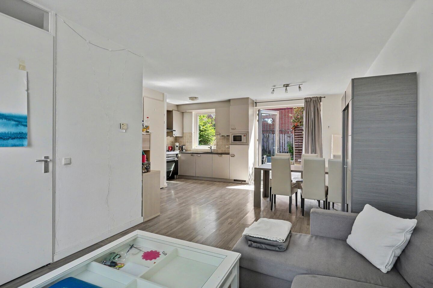 Hoekwoning te koop: Tweede Emmastraat 77, Enschede