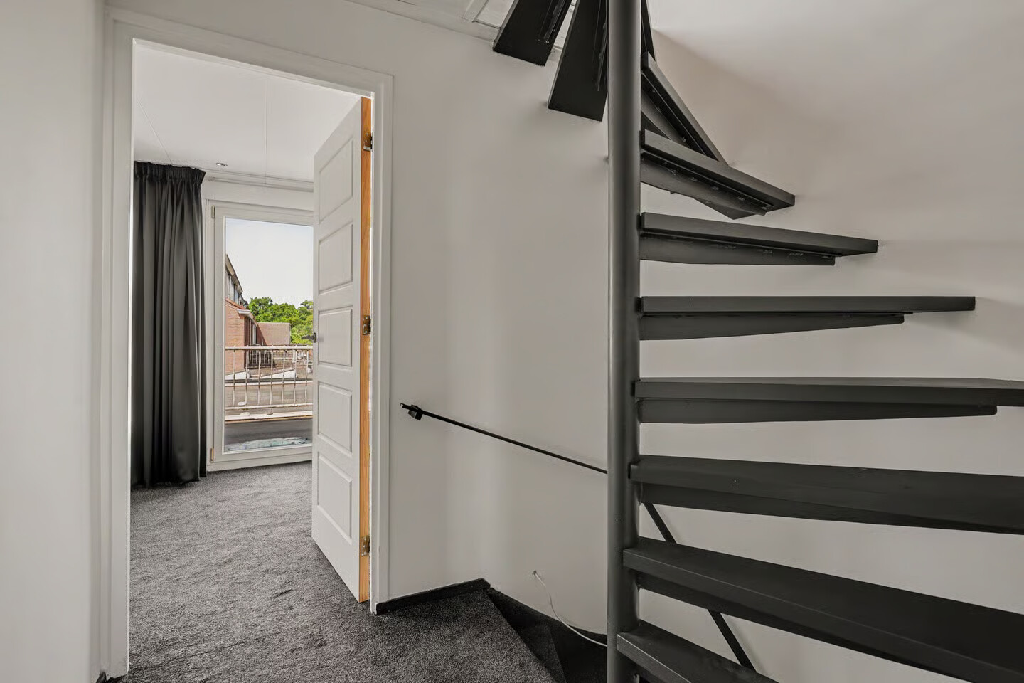 Hoekwoning te koop: Wethouder Nijhuisstraat 20, Enschede