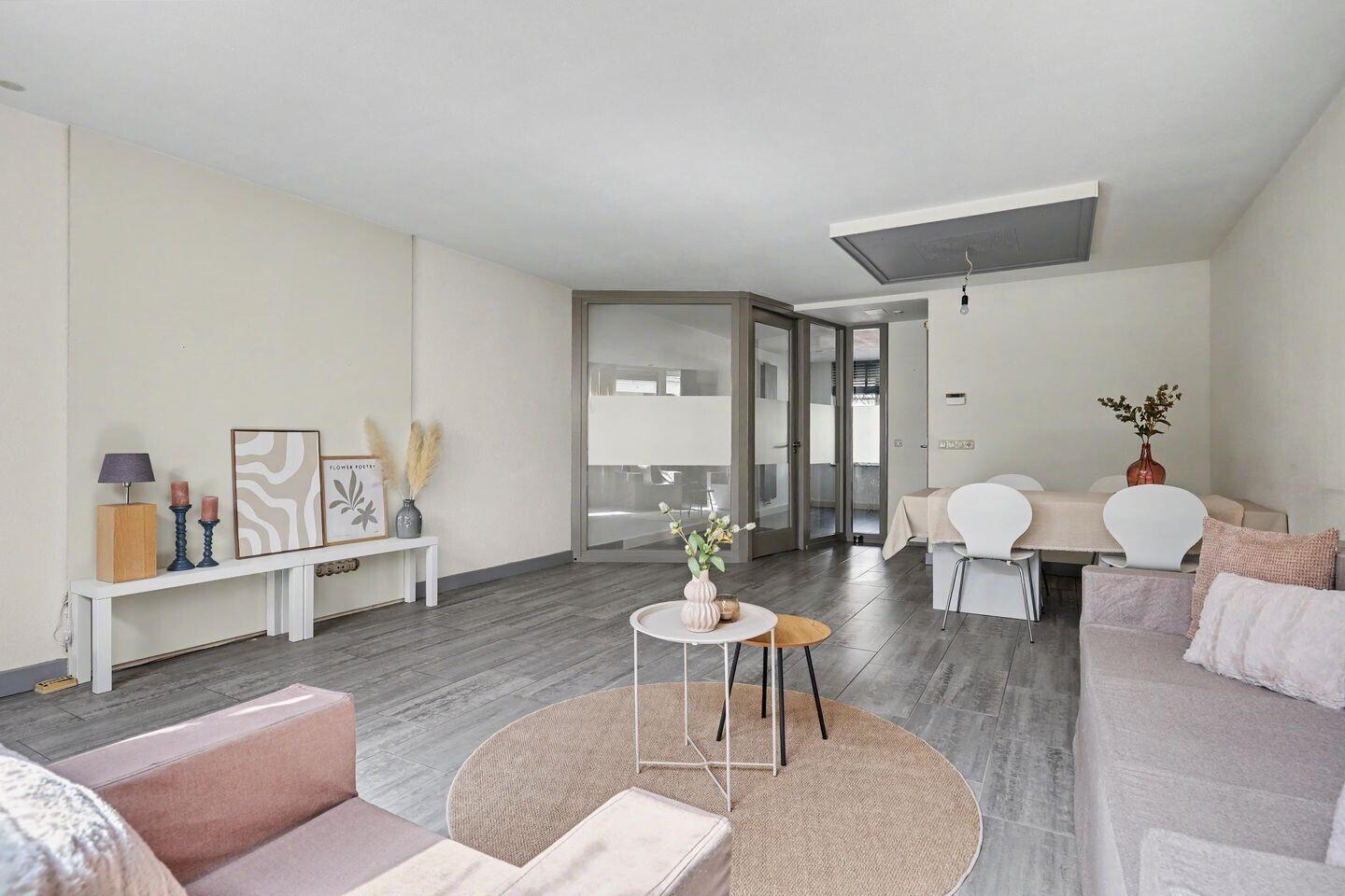 Tussenwoning te koop: Julie de Graaglaan 27, Enschede