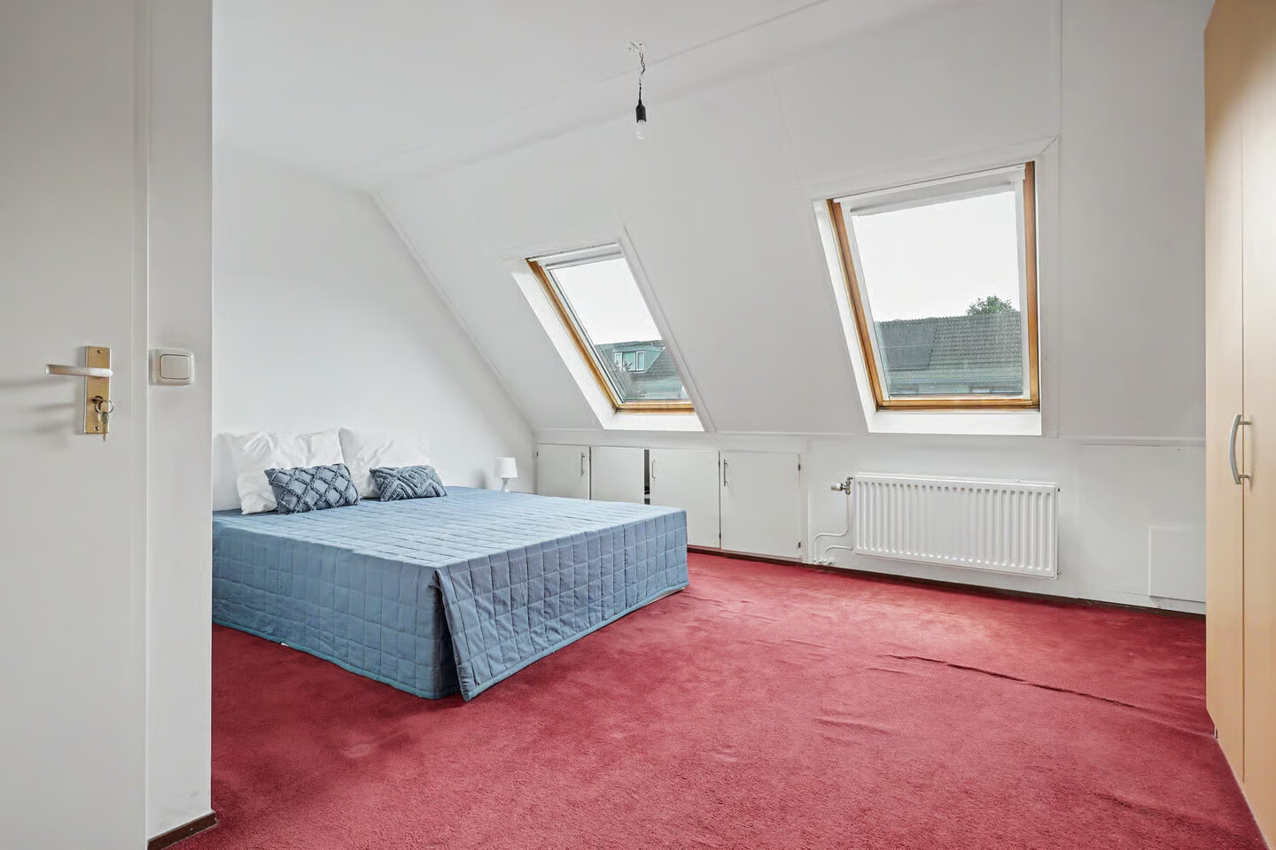 Tussenwoning te koop: Julie de Graaglaan 27, Enschede