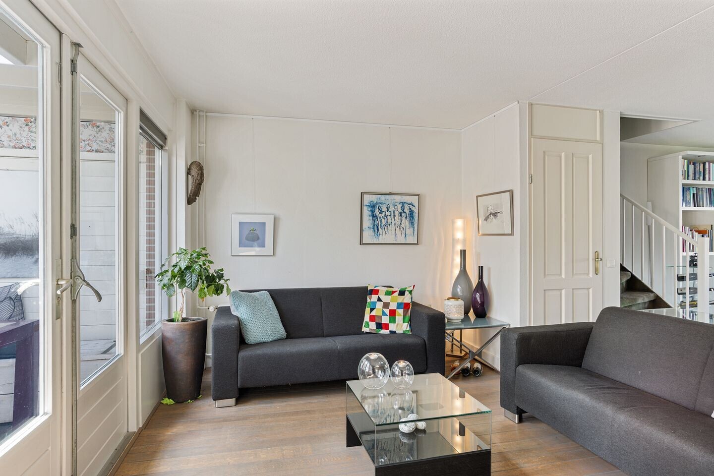 Tussenwoning te koop: Marie de Roodelaan 27, Enschede