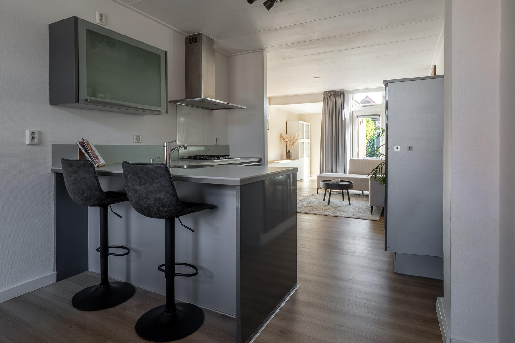 Twee-onder-één-kap te koop: Spinnerstraat 2, Enschede