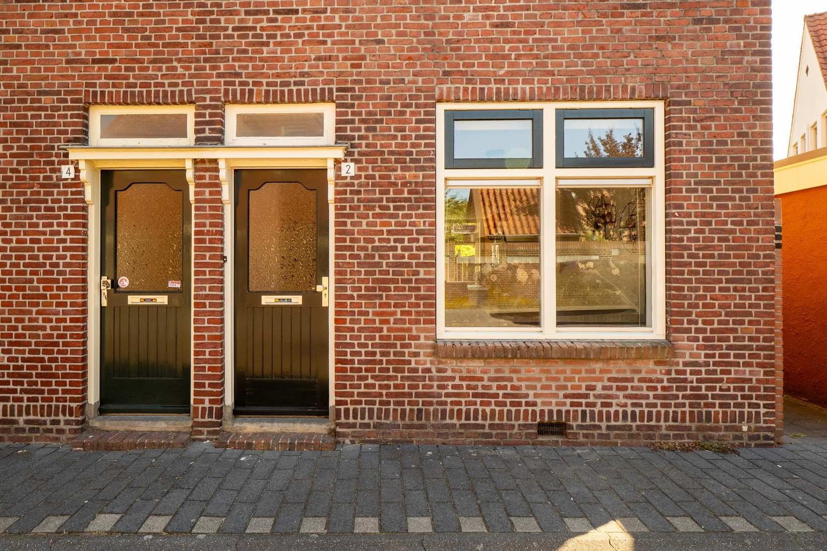 Twee-onder-één-kap te koop: Spinnerstraat 2, Enschede