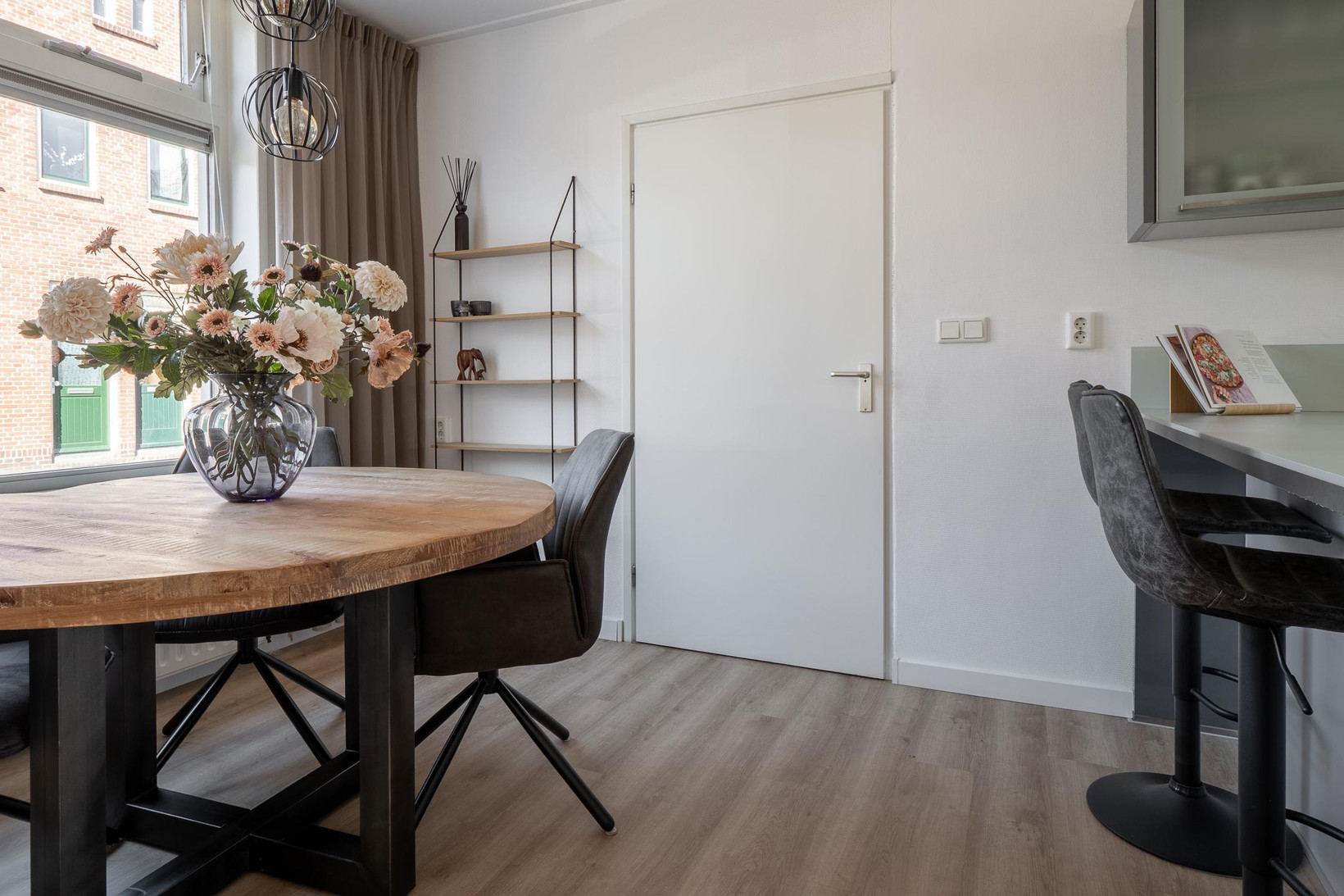 Twee-onder-één-kap te koop: Spinnerstraat 2, Enschede