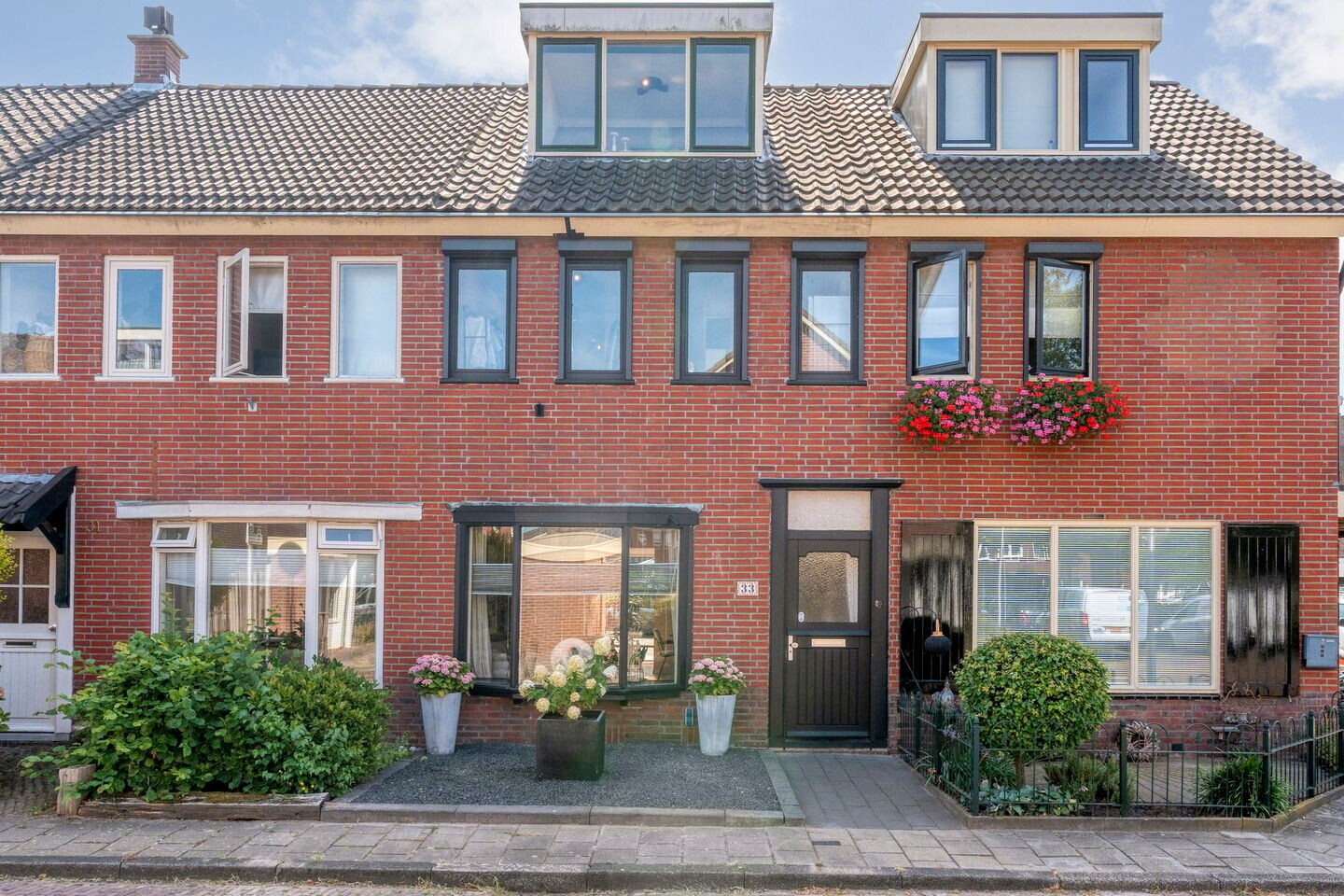 Tussenwoning te koop: Maaierstraat 33, Enschede