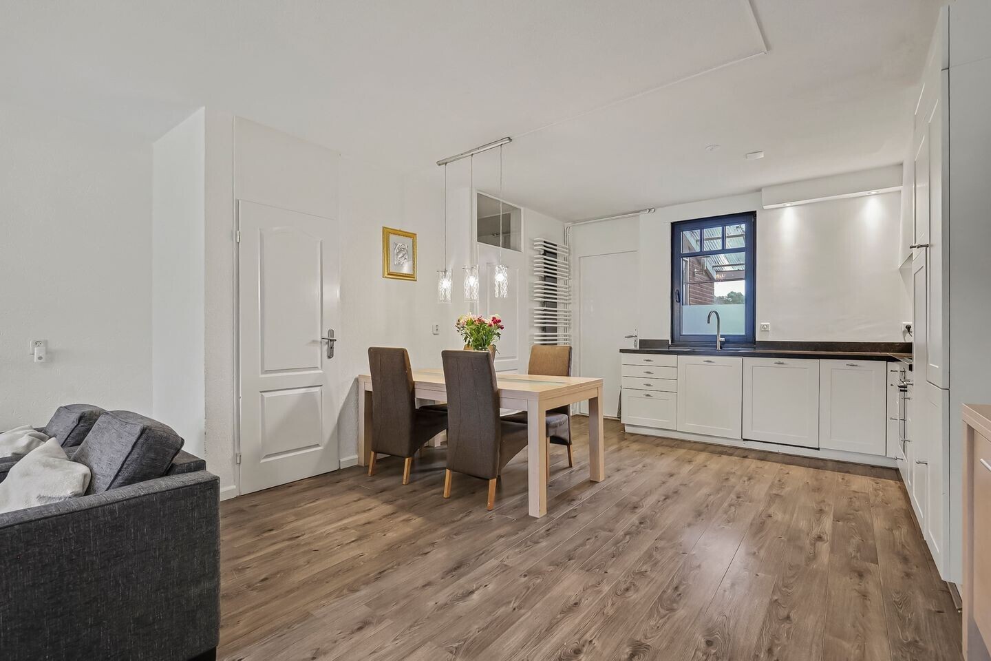 Tussenwoning te koop: Dievelaarshoek 11, Enschede
