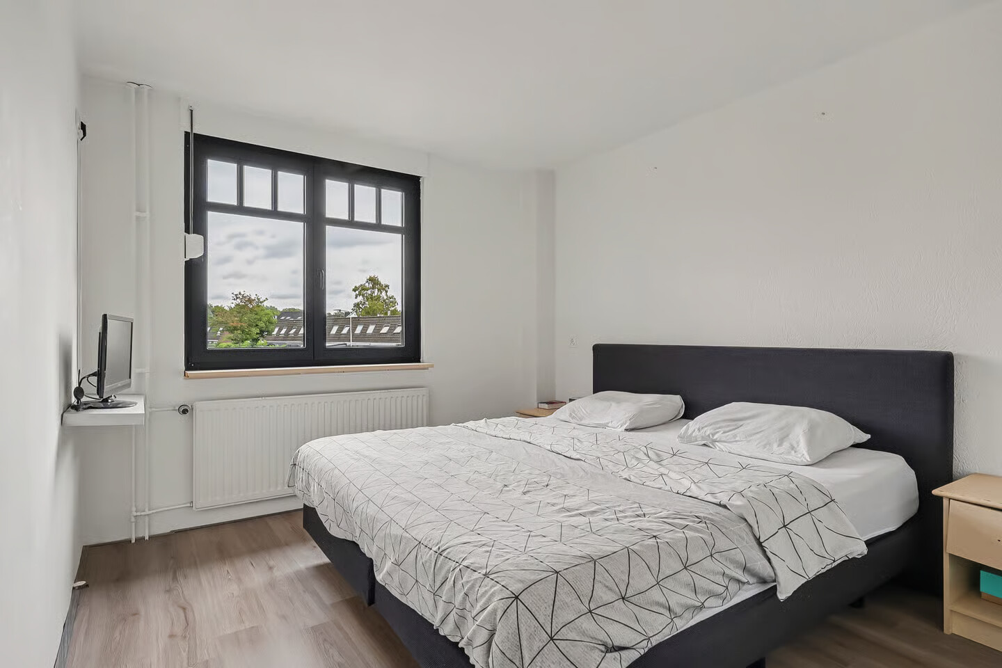 Tussenwoning te koop: Dievelaarshoek 11, Enschede