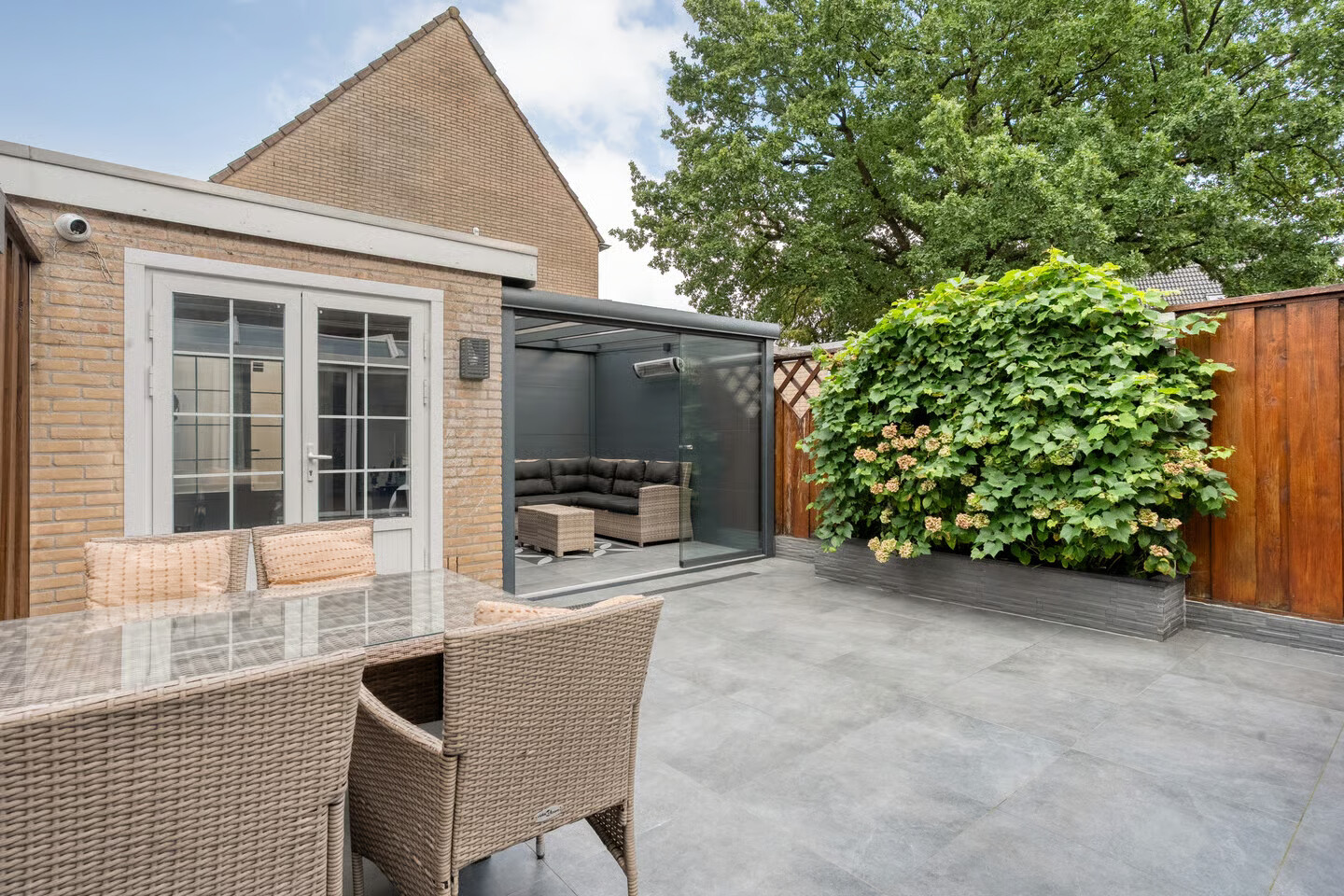 Tussenwoning te koop: Boskamphoek 38, Enschede