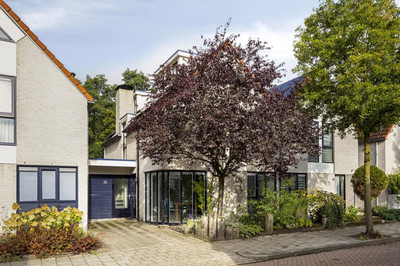 Runenberghoek 92