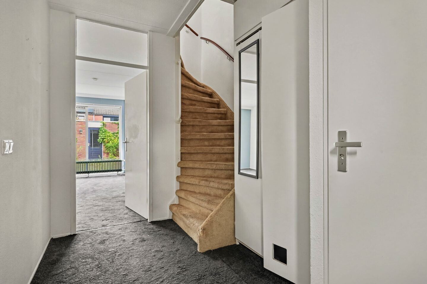 Hoekwoning te koop: Sladenhuishoek 34, Enschede