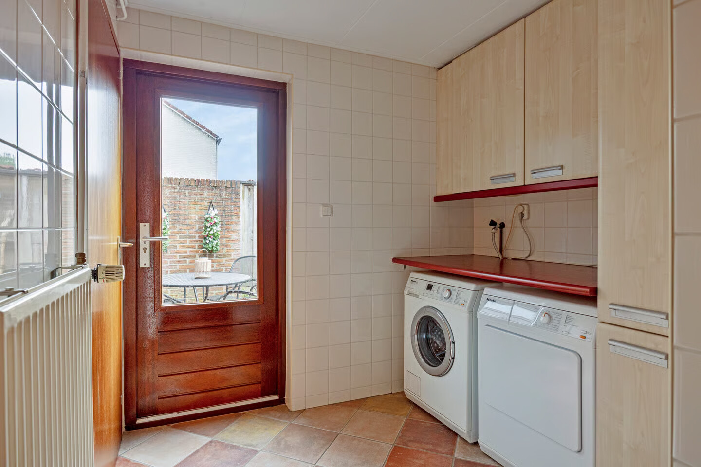 Twee-onder-één-kap te koop: Grimberghoek 49, Enschede