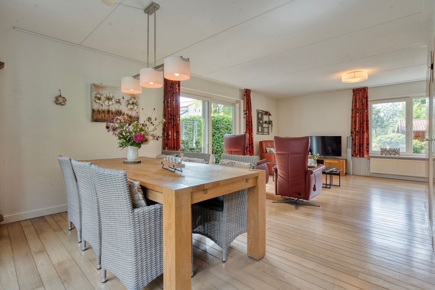 Vrijstaande woning te koop: Veldhaarweg 30, Enschede
