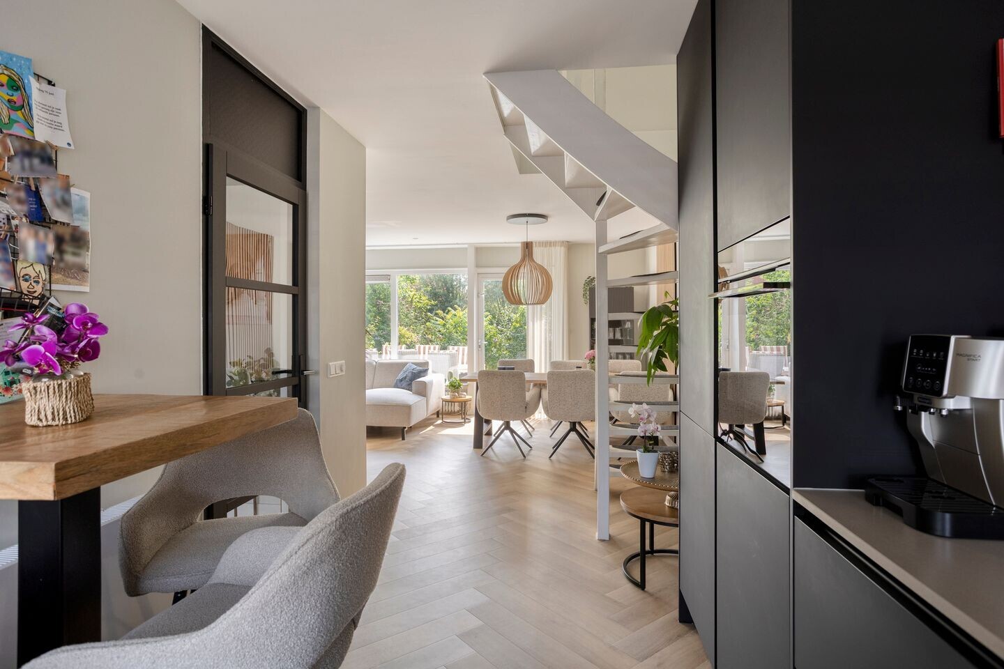 Tussenwoning te koop: Meester De Wolfplein 5, Enschede