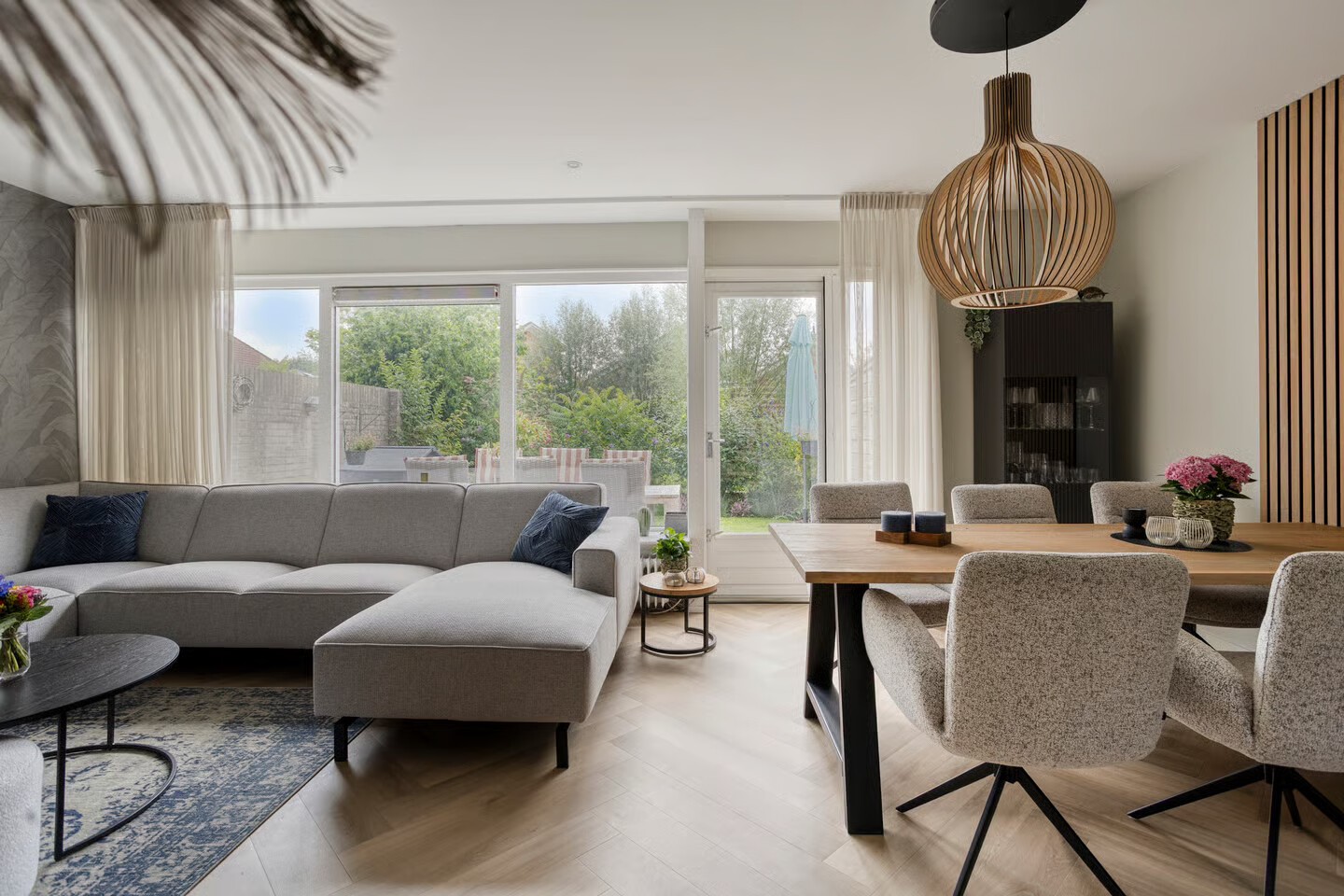 Tussenwoning te koop: Meester De Wolfplein 5, Enschede