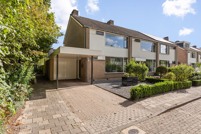 Robijnstraat 22