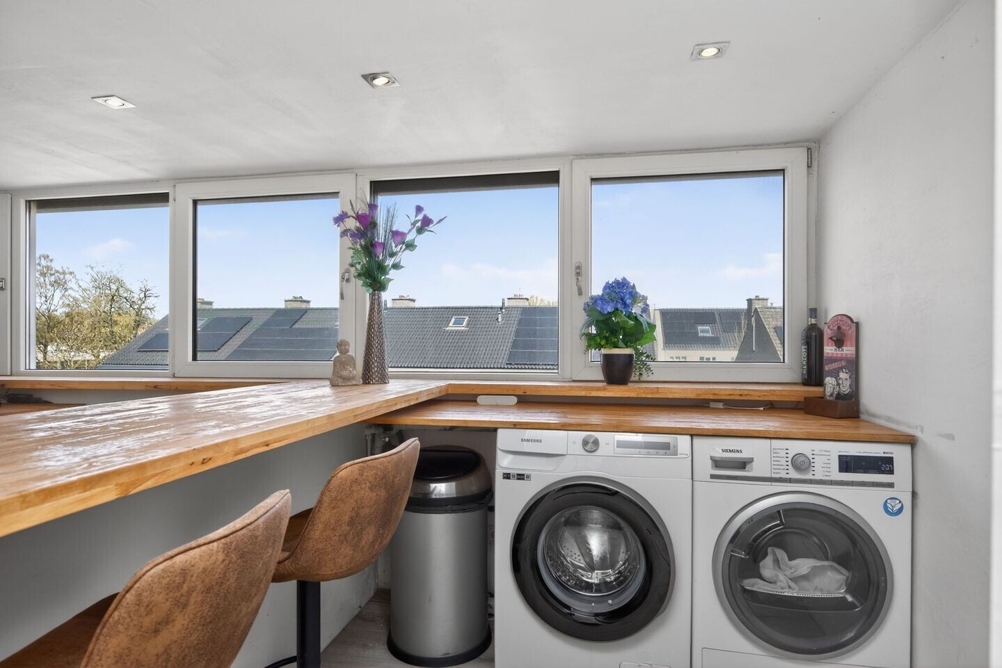 Hoekwoning te koop: Johanna van Burenstraat 14, Hengelo