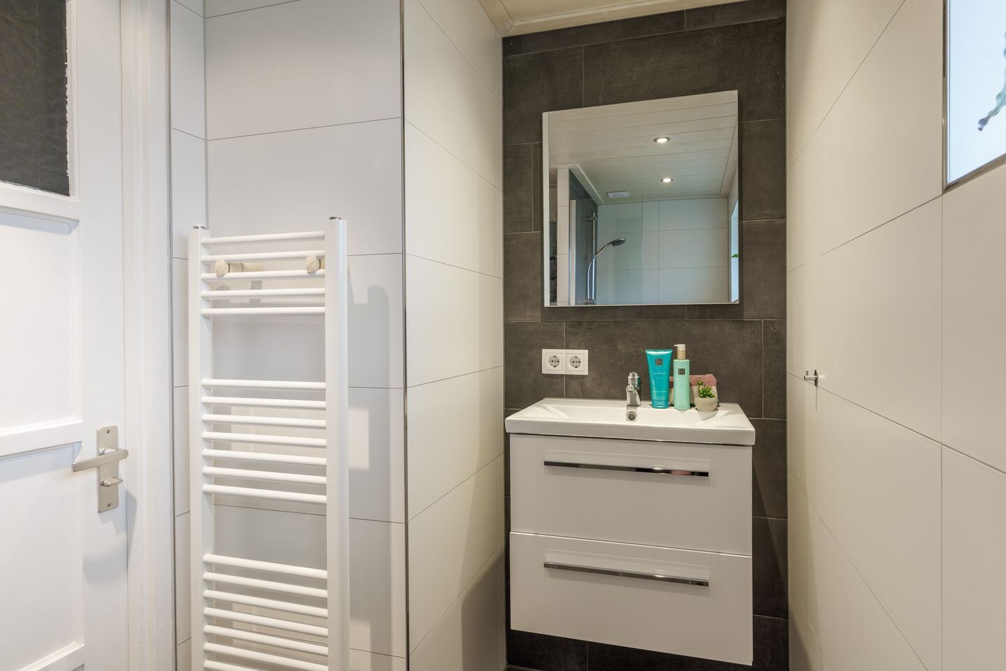 Tussenwoning te koop: Groenhofstraat 17, Hengelo