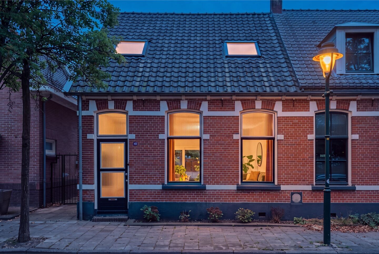 Twee-onder-één-kap te koop: Beckumerstraat 48, Hengelo