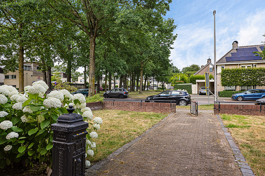 Tussenwoning te koop: Breemarsweg 473, Hengelo