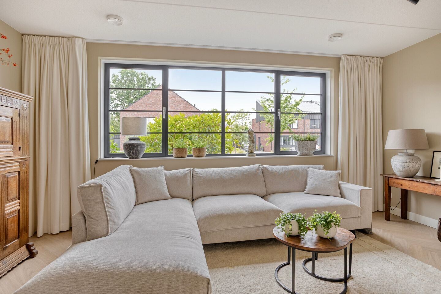 Twee-onder-één-kap te koop: M. de Witstraat 23, Hengelo