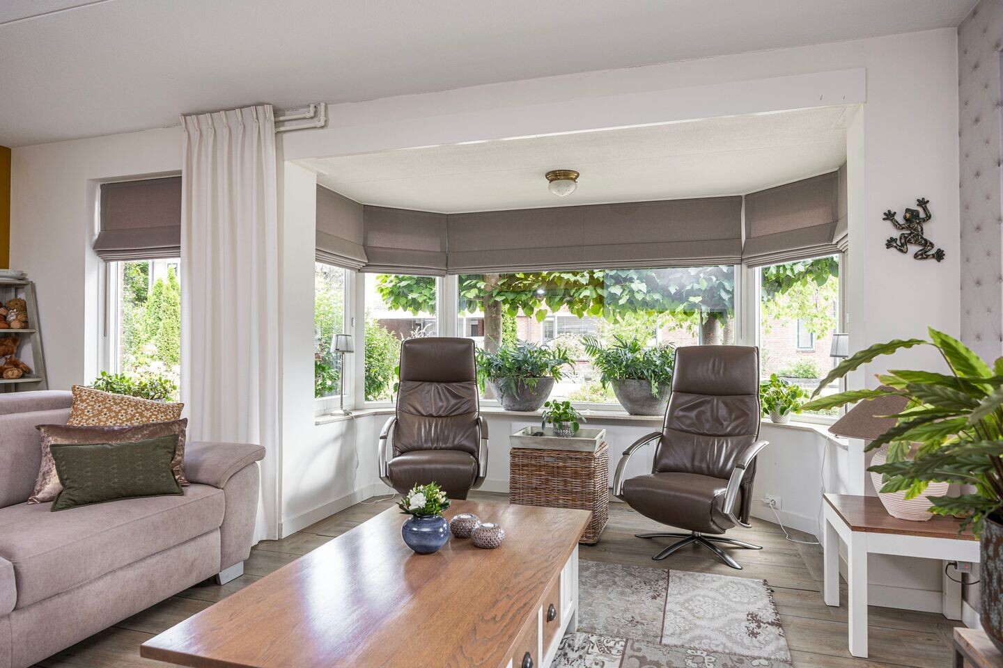 Tussenwoning te koop: Delhezstraat 19, Hengelo