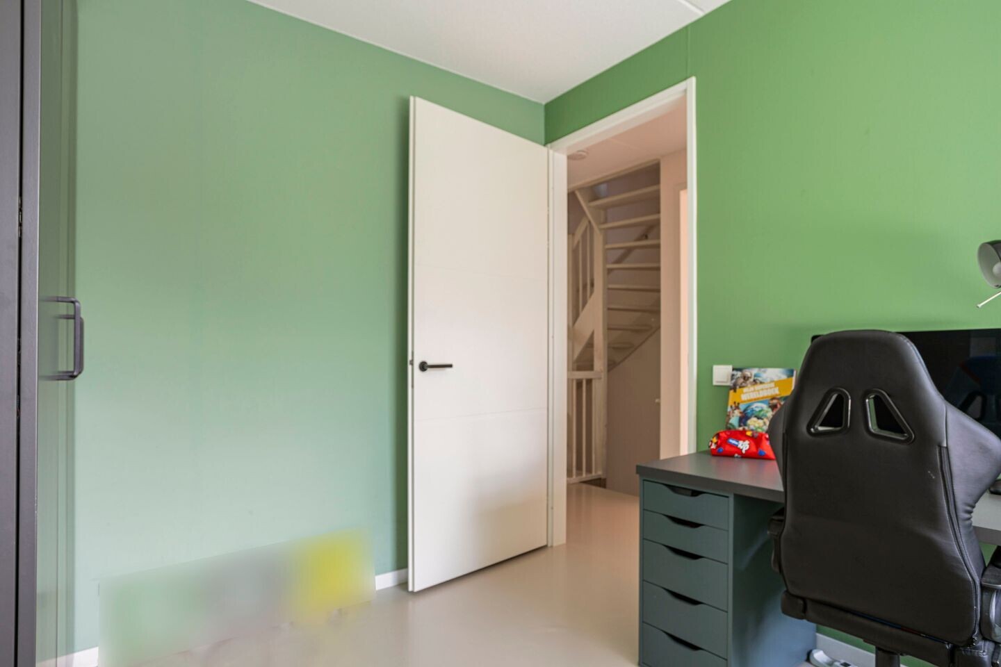 Twee-onder-één-kap te koop: R.A. de Monchystraat 44, Hengelo