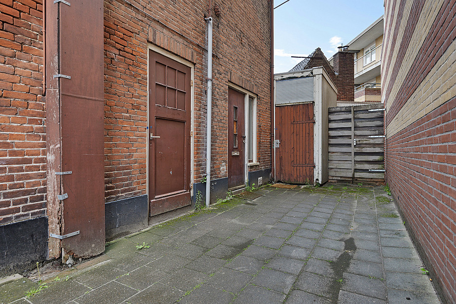 Twee-onder-één-kap te koop: Bornsestraat 16, Hengelo