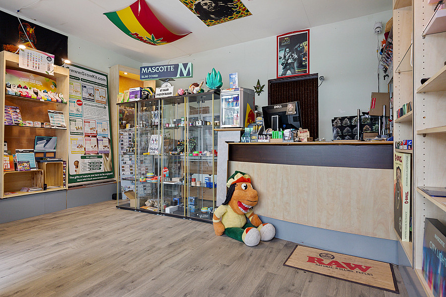 Twee-onder-één-kap te koop: Bornsestraat 16, Hengelo