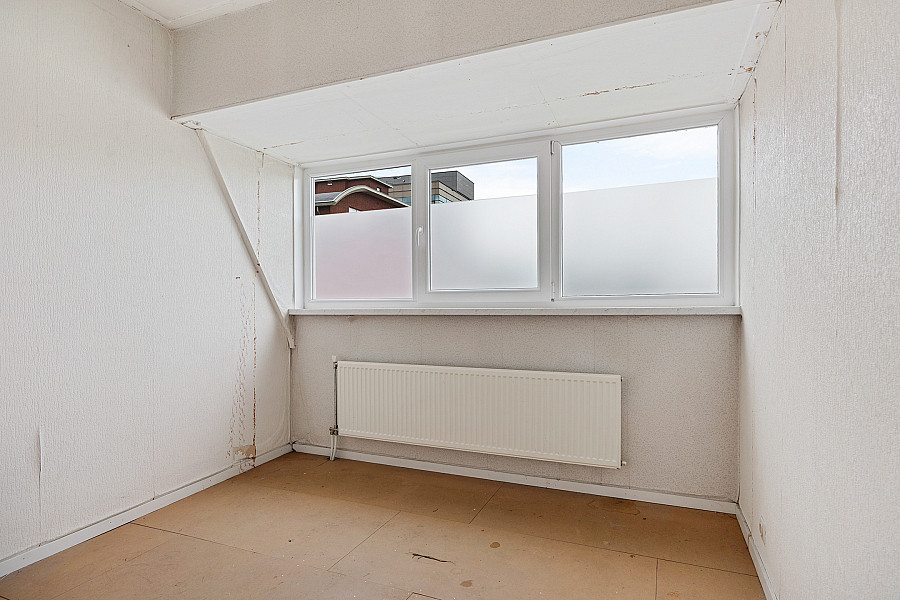 Twee-onder-één-kap te koop: Bornsestraat 16, Hengelo