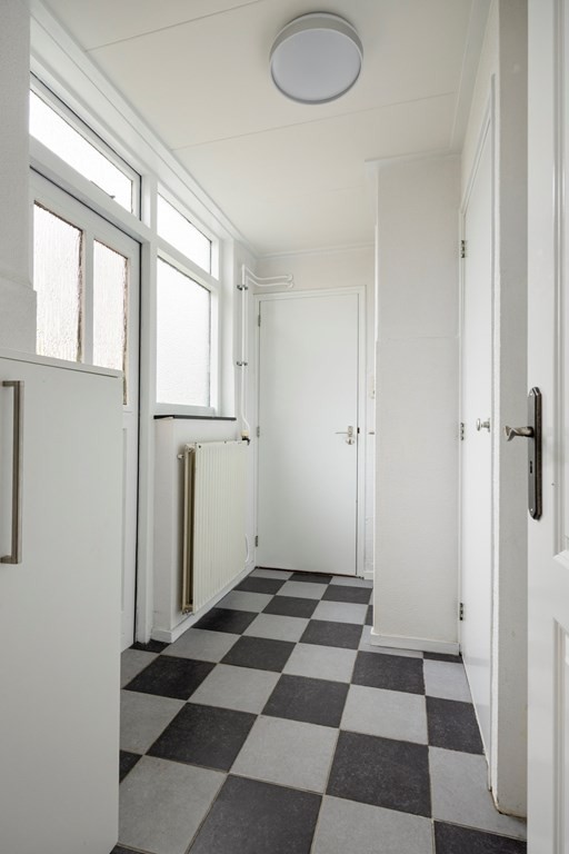 Twee-onder-één-kap te koop: Oude Bornseweg 114, Hengelo
