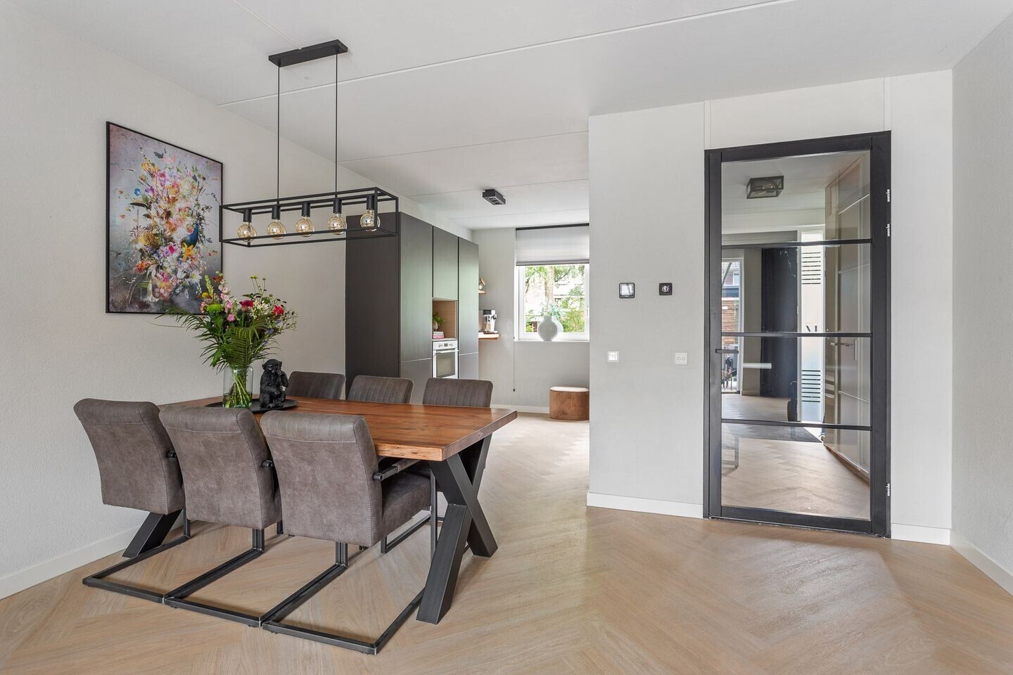 Hoekwoning te koop: Johannes Vermeerstraat 17, Hengelo