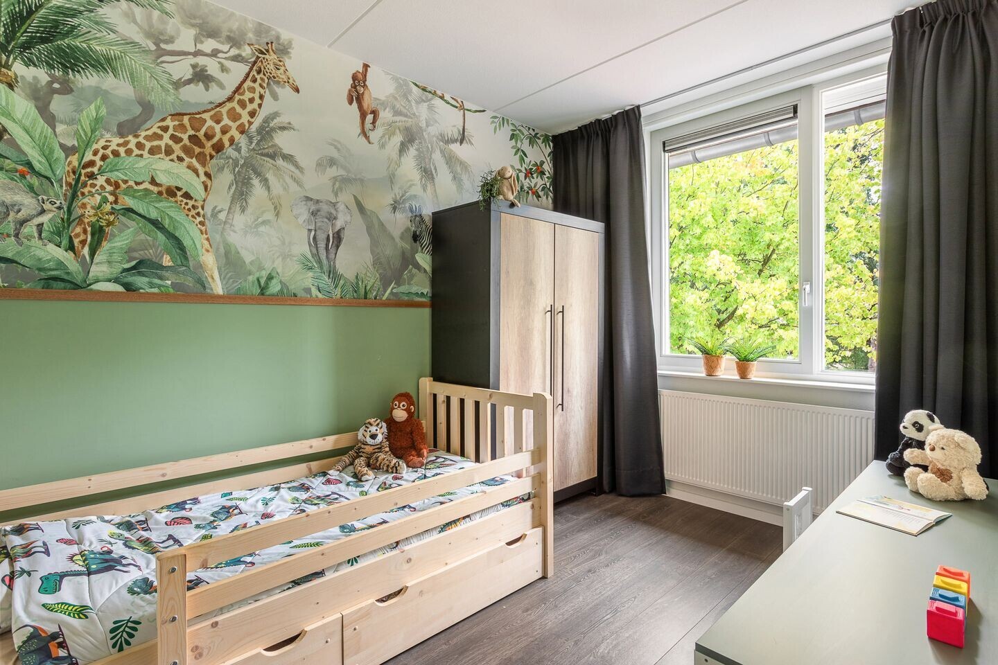 Hoekwoning te koop: Johannes Vermeerstraat 17, Hengelo