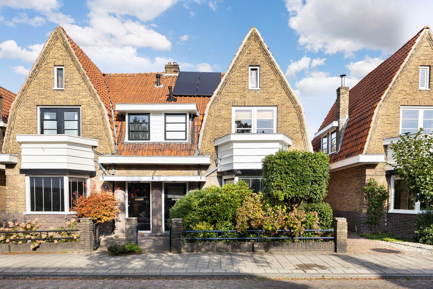 Twee-onder-één-kap te koop: Spreeuwenstraat 29, Hengelo