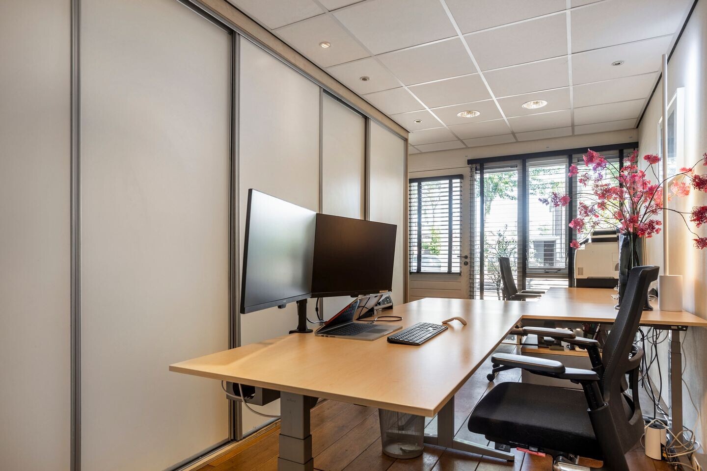 Hoekwoning te koop: Beethovenlaan 14, Hengelo