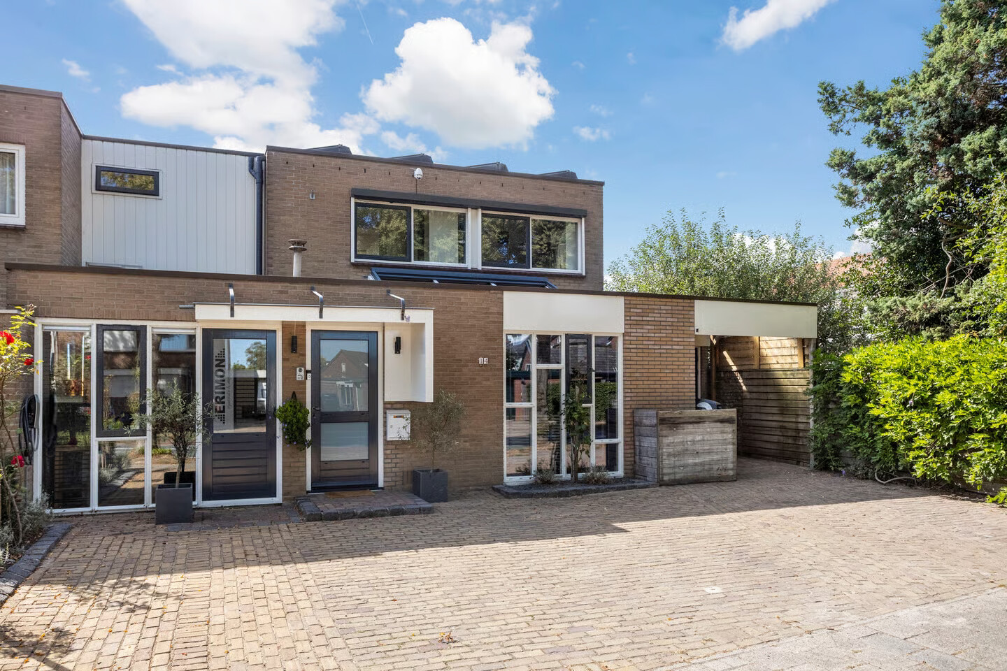 Hoekwoning te koop: Beethovenlaan 14, Hengelo