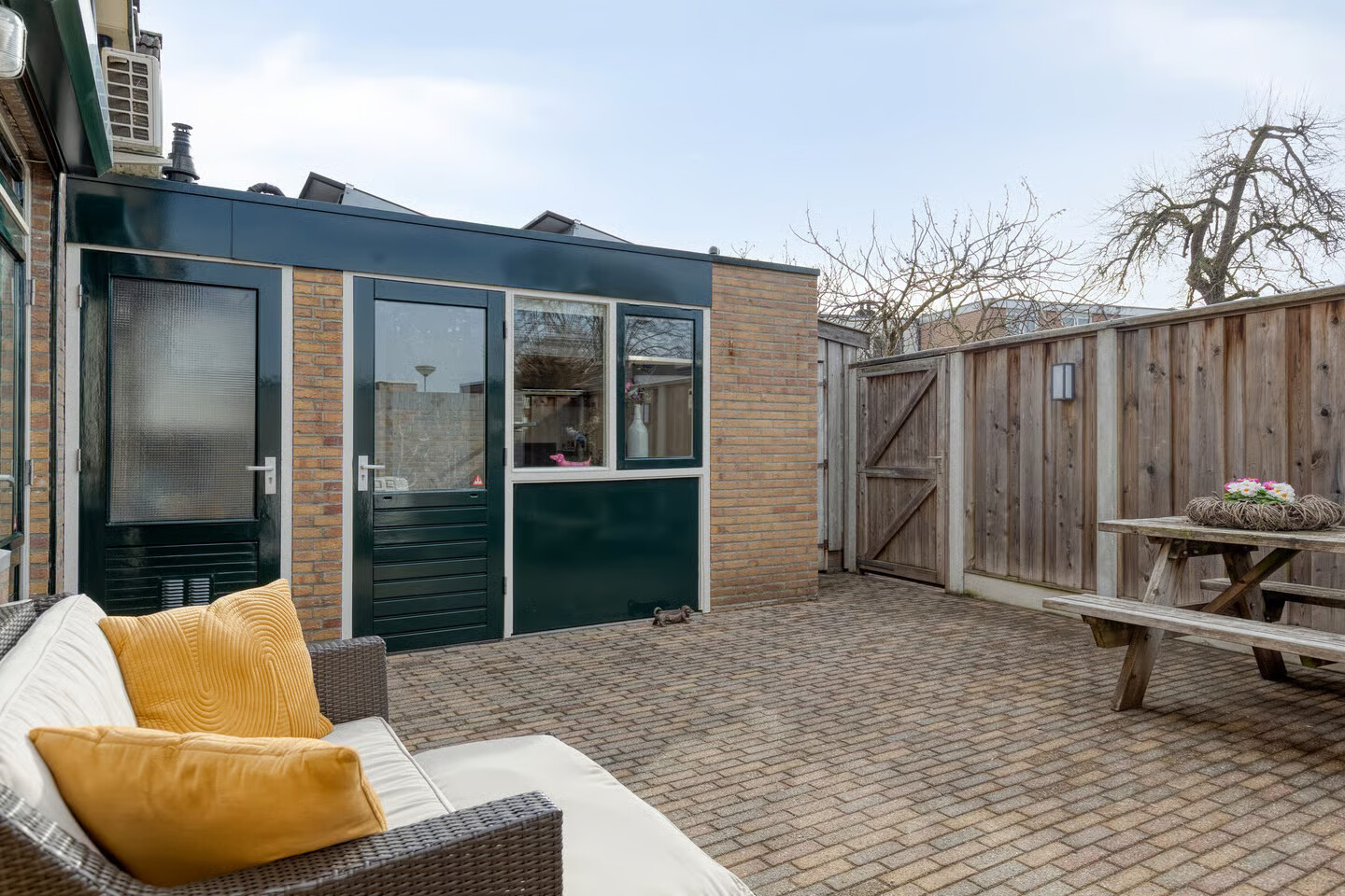 Tussenwoning te koop: Elsbeekweg 48, Hengelo