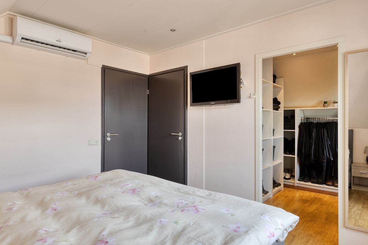Tussenwoning te koop: Elsbeekweg 48, Hengelo