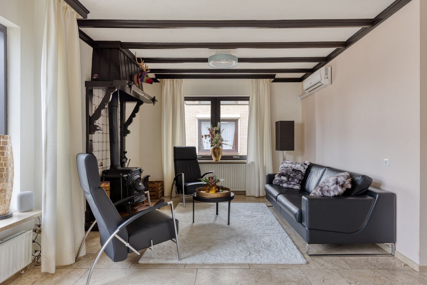 Tussenwoning te koop: Elsbeekweg 48, Hengelo
