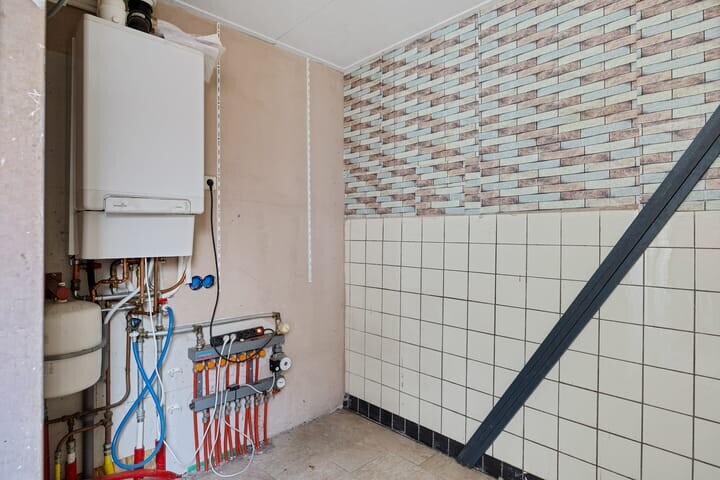 Tussenwoning te koop: Oldenzaalsestraat 230, Hengelo