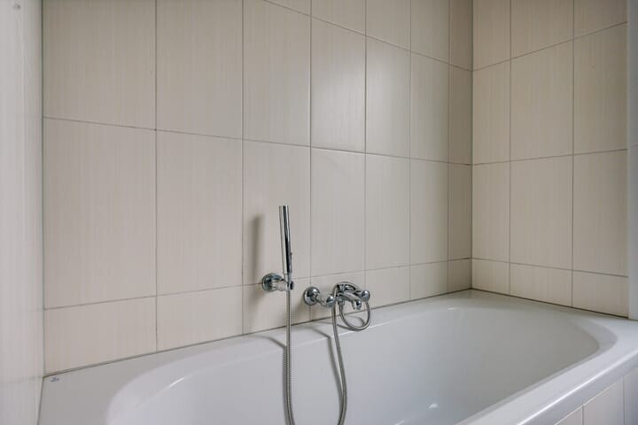 Tussenwoning te koop: Oldenzaalsestraat 230, Hengelo