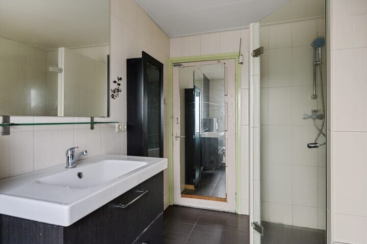 Tussenwoning te koop: Oldenzaalsestraat 230, Hengelo