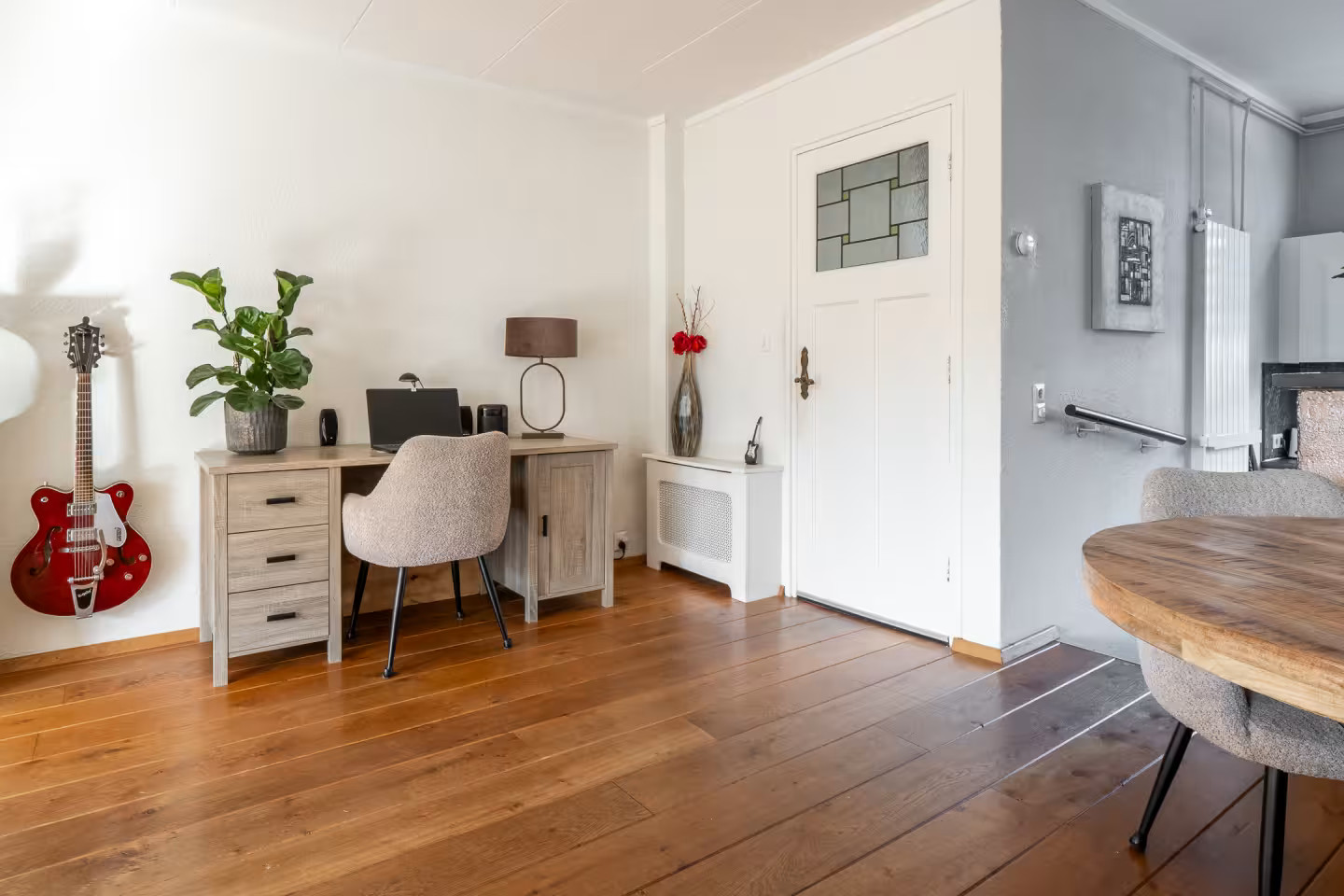 Tussenwoning te koop: Zwaluwstraat 10, Hengelo